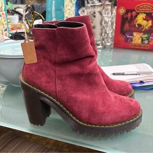 ❗️SOLD❗️Dr Martens Magdalena suede heel boots